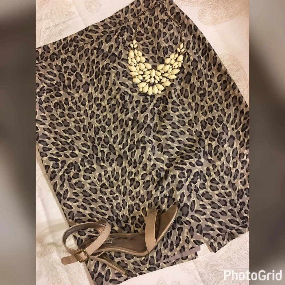 Loft Printed Pencil Skirt NEW Size 6 Animal Print Versatile Business Casual